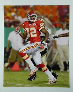 Dwayne Bowe Signed 16x20 Photo Kansas City Chiefs Autographed - Picture 1 of 3