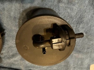 1988 - 1993 Classic Saab 900 Turbo Evaporation Charcoal Canister W/ Purge Valve - Photo 1 sur 4