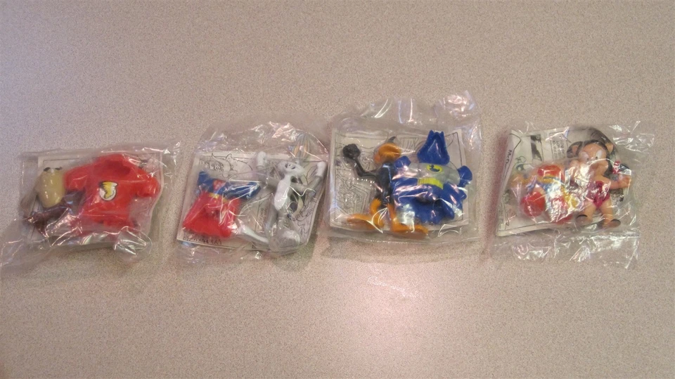 McDonalds 1991 Super Looney Tunes Super Heroes Happy Meal - Complete Set - MIP - Image 1 of 1