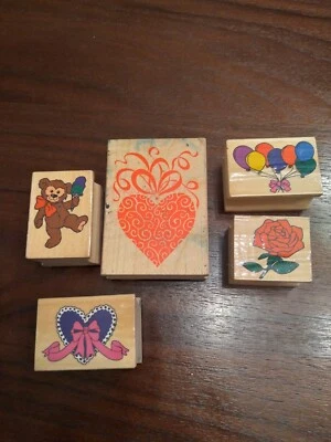 Juego de 5 estampillas artesanales de tinta corazón, oso, globos, rosa Foto 1 de 2