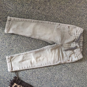 Jeans-Schlupfhose grau Gr. 98 - Bild 1 von 1