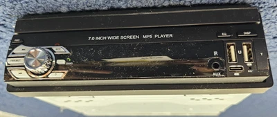 7 Inch Wide Screen MP5 Player Telescopic Screen *PICTURED ITEM ONLY - Image 1 of 4