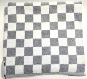 NEW JOIE 100% COTTON GRAY,WHITE CHECKER BATH,OR 2 HAND,OR 4 WASH CLOTH TOWEL - Picture 1 of 10