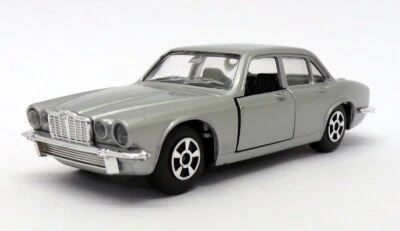 Polistil 10cm Largo Diecast CE61 - Jaguar XJ4.2 - Plateado Foto 1 de 4