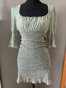 NEW Morning Mist Green Floral Mini - Size 8 - Picture 1 of 7