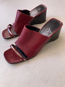 Italian Anne Klein Red Mules, 7 - Picture 1 of 8