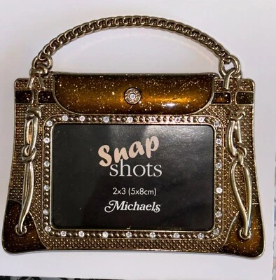 NUEVO Mini Cartera en Forma de 4.25 x 4 Marco de Fotos Bolso de Mano Estrás Grabado Michaels Foto 1 de 4