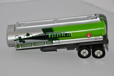 Remolque químico Hasbro Tonka 2012 verde semi gas #06414 Foto 1 de 4