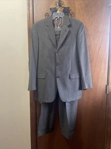 KENNETH COLE NEW YORK Men’s Brown 2-Piece Pinstriped Suit - Size 40/Waist 33 - Picture 1 of 24