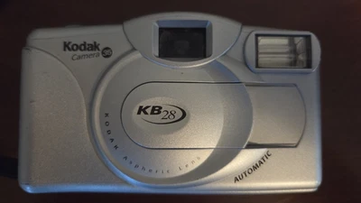 Kodak Point & Shoot 35 mm Film Camera KB28 Aspheric Lens  - Image 1 of 4