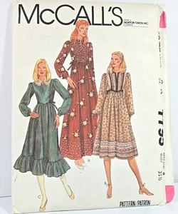 1980er McCall's 7795 Pullover Bauernkleid High Waist Muster Miss Gr. 8 UNCUT - Bild 1 von 3