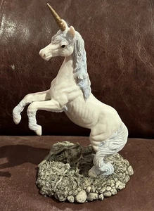 Fables Pegasus Unicorn Figurine Limited Edition Holland Studio Vision - Picture 1 of 5