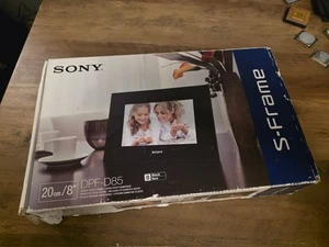 Sony DPF-D85 8-Inch Digital Photo Frame - Picture 1 of 2