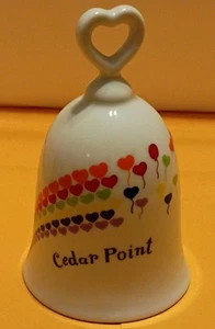 Cedar Point parco divertimenti souvenir campana Sandusky, Ohio disegni cuori/arcobaleno - Foto 1 di 13