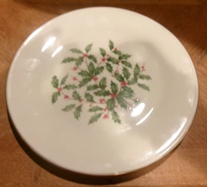 Lenox Special Holiday Holly Leaves Berries 10 1/2” Dinner Plate NEW NO BOX - Picture 1 of 3