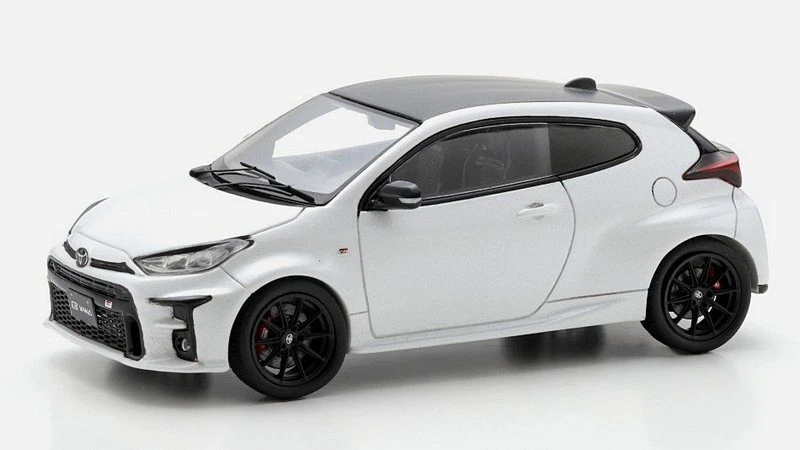 Toyota Yaris GR 2020 White 1:43 SCHUCO 9270 - Immagine 1 di 1