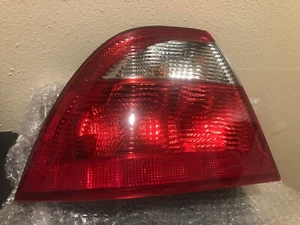 Saab 95 9-5 02-05 Driver Left Side Rear Tail Light Lamp Genuine OEM 5142195 OOP - Picture 1 of 10