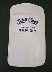 VINTAGE KITTY CLOVER POTATO CHIPS POCKET PROTECTOR - Picture 1 of 3