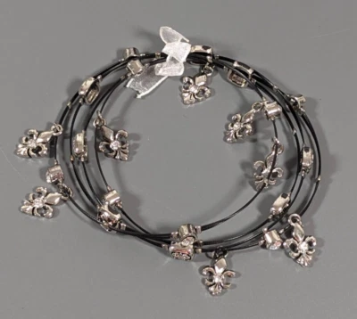 Juego de 4 pulseras de alambre negro con diamantes de imitación Fleur De Lys 8,5 en gótico occidental Foto 1 de 4