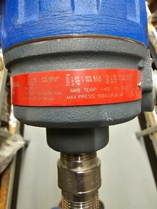 MAGNETROL ECHOTEL ULTRASONIC LIQUID LVL SWITCH - Picture 1 of 3