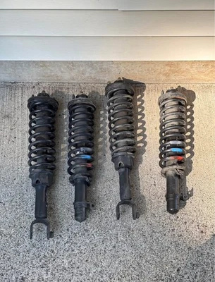 94-01 ACURA INTEGRA AMORTIGUADORES MUELLES PUNTALES DELANTERO TRASERO IZQUIERDO DERECHO CONJUNTO OEM GENUINO Foto 1 de 4