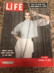 Life Magazin 12. Januar 1953. (DX-60) Mallorca Displays Resort Kleidung - Bild 1 von 13