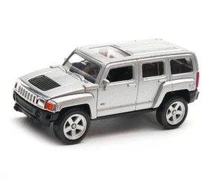 Welly Hummer H3 Silver 1:60 1:64 Scales 3 Inch Diecast Car US IMPORT DUTIES PAID - Picture 1 of 1
