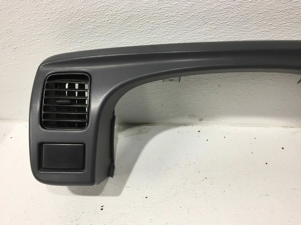 98 99 Nissan Frontier Conductor Izquierdo Gris Salpicadero Bisel Velocímetro Cubierta Borde  Foto 1 de 4