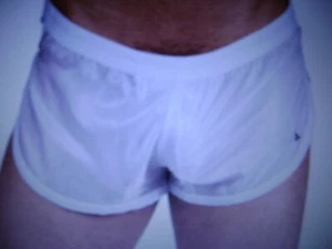 SEXY "RIPSTOP TRACK SHORT" IN LARGE MIT FREI SCHWEBENDEM INNEN-TANGA-FUTTER WEISS - Bild 1 von 4