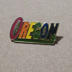 Vintage Oregon Rainbow Letters Souvenir Lapel Pin Retro Hat Pin Tie Pride - Picture 1 of 2