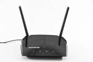 NETGEAR AC1200 Dual Band Smart Wi-Fi Router (R6120-100NAS) - Picture 1 of 4
