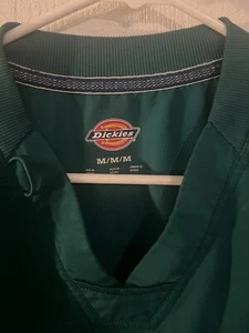 3 Dickies Scrub Tops in Hunter Green/ Size Medium Unisex DriFit/Polyester - Picture 1 of 6