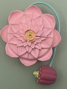 Vintage Bluebird Polly Pocket Fountain Fantasy Pink Water lily Lotus Flower 1996 - Picture 1 of 11