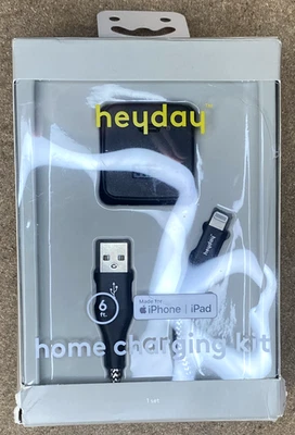 Cargador de Pared de 2 Puertos 15W USB-C y 5W USB-A con Cable iPhone a USB-A de 6' Foto 1 de 4