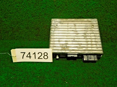 Centralina Bluetooth 13314404 Opel Insignia A 2.0T 162KW 220CV anno 2009 - Immagine 1 di 4