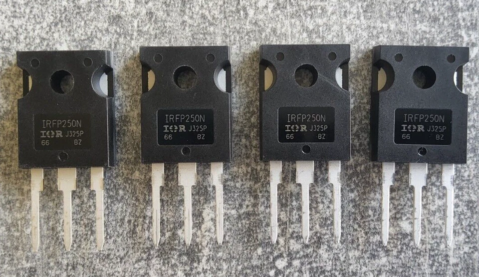 INTERNATIONAL RECTIFIER 4 Stück IRFP250N Transistor N-MOSFET 30A 200V 214W TO247AC