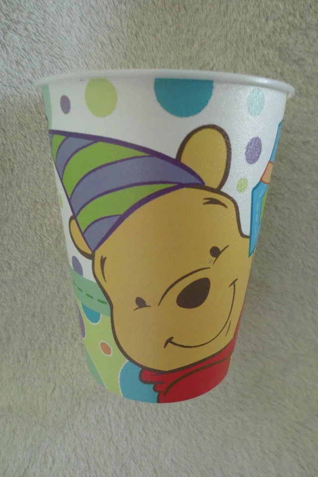Пластиковая 3D-памятная чашка на 1-й день рождения Winnie The Pooh - Изображение 1 из 4