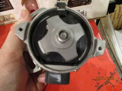 Dodge RAM--B150-350--JEEP 1992-1995 --Distribuidor- 31-1811E=SIN NÚCLEO Foto 1 de 4