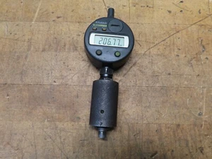 Mitutoyo 543-390B .01mm grad - Picture 1 of 13