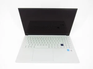 Samsung Galaxy Book Ion 15.6" Intel Core i7-10510 1.80Ghz 8GB RAM 256GB SSD - Picture 1 of 11