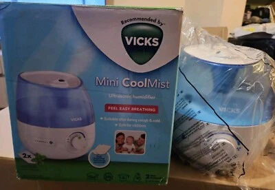 Vicks Personal Cool Mist Ultrasonic Humidifier. 1.8L Tank. VUL525 - oil pads+ - Image 1 of 3