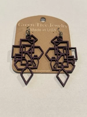 Pendientes colgantes Green Tree Jewelry de 3" con diamantes y cuadrados ecológicos madera púrpura Foto 1 de 4