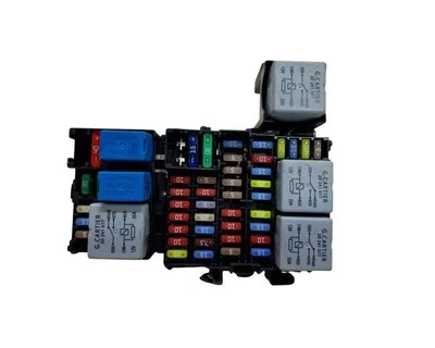 Modulo scatola fusibili RENAULT CLIO IV Grandtour KH Z240186354R 0.90 benzina 30141784 - Immagine 1 di 4