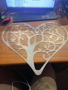 Lasergeschnittenes Metall Wandbild "Herz" Emblem Schild 22x19* von 11 ed - Bild 1 von 1