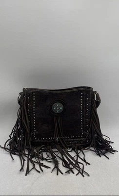 Bandolera Trinity Ranch para mujer de cuero marrón con flecos con tachuelas bolsillos interiores Foto 1 de 4