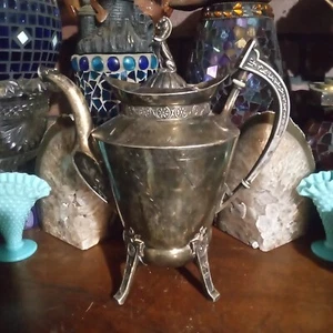 Antique REED & BARTON Silver Plated Footed Teapot Egyptian Revival Viking Lion - Picture 1 of 16