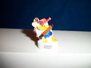 DONALD DUCK COOKING Kitchen UTENSILS Mickey & GANG Porcelain FEVES Figure DISNEY - Picture 1 of 5