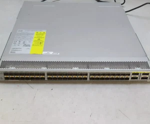 Conmutador Cisco Nexus N3K-C3064PQ-10GX 48P 10GbE SFP+ 4P QSFP+ con fuente de alimentación doble *azul* - Imagen 1 de 2