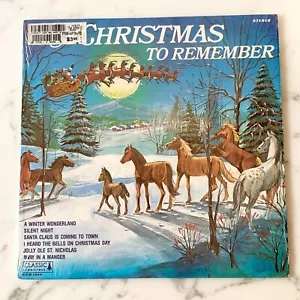 Vintage 1982 A Christmas To Remember Vinyl LP Holiday Album CCR-1944 - Picture 1 of 5