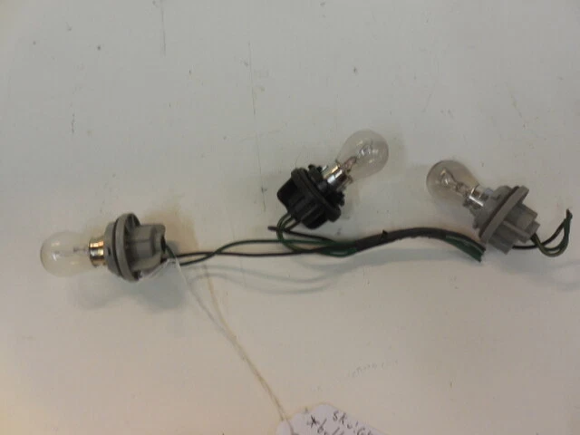 95-97 Infiniti J30 OEM cuarto de conductor izquierdo panel bombilla luz trasera arnés enchufes Foto 1 de 4